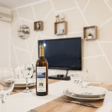Teo Apartment *